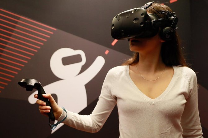 Virtual Room Bordeaux – 1st Team Virtual Reality Experience