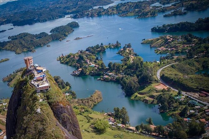 Visit Guatapé, El Peñol, El Retiro & Tekendamita Waterfall