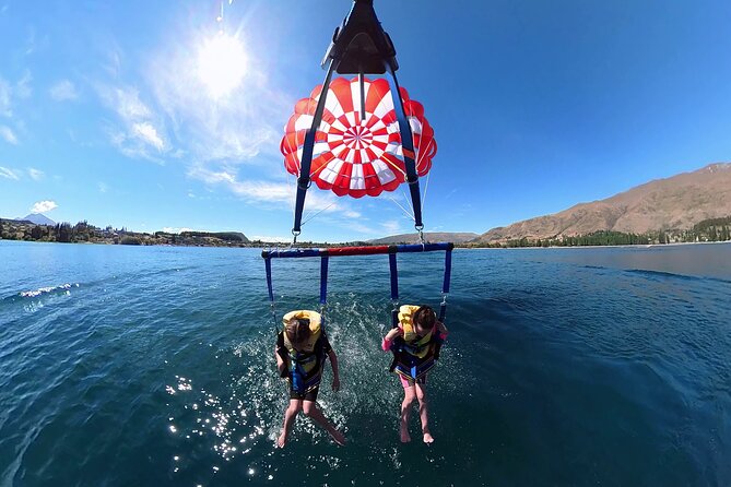 Wanaka Parasailing - Overview of Wanaka Parasailing