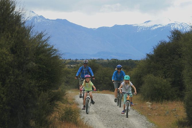 Wanaka Small Group Guided 2.5hour Scenic Bike Tour - Overview of the Tour