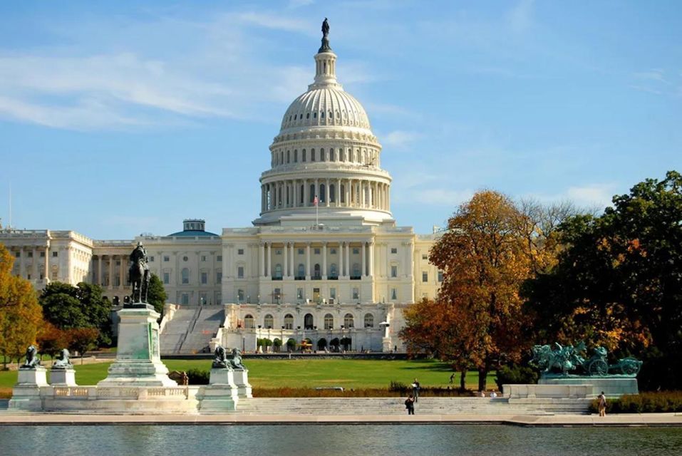 Washington DC: Morning Bus & Walking Tour of the Monuments