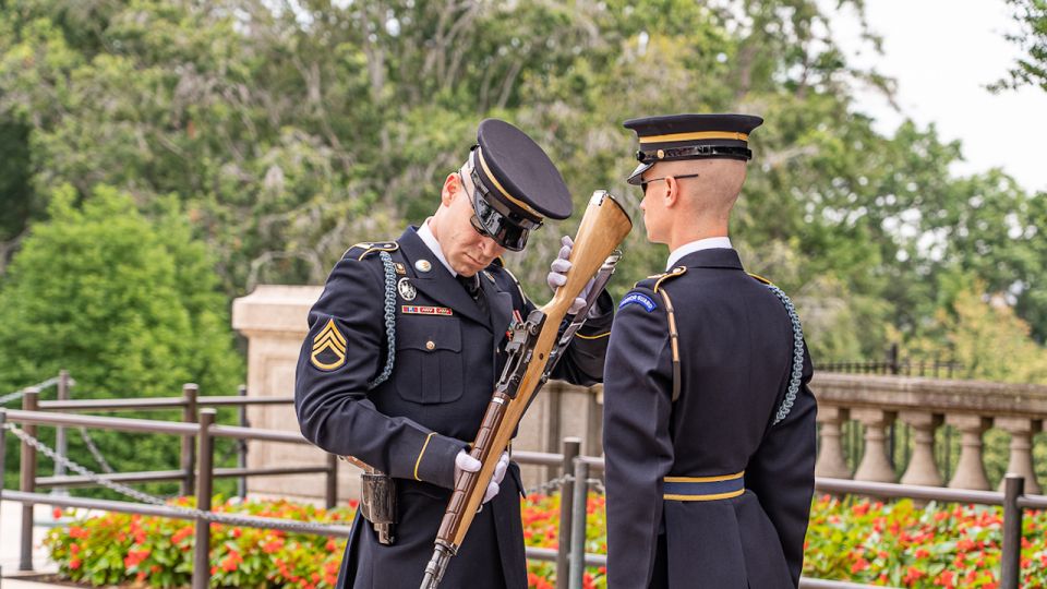 Washington,DC: Guided Arlington National Cemetery Tour