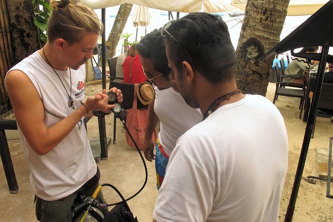 WaterColors – Discover Scuba Diving in Boracay