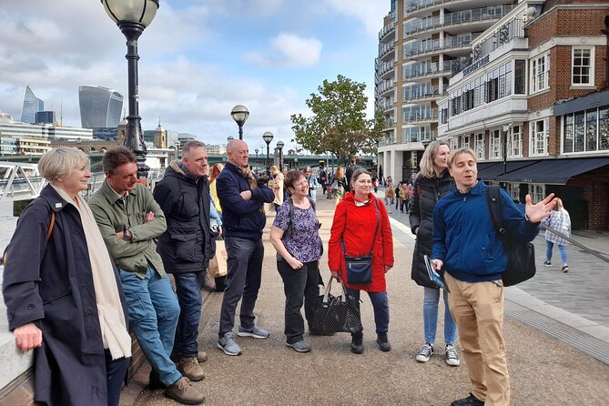 West End and South Bank Theatre Walking Tour in London