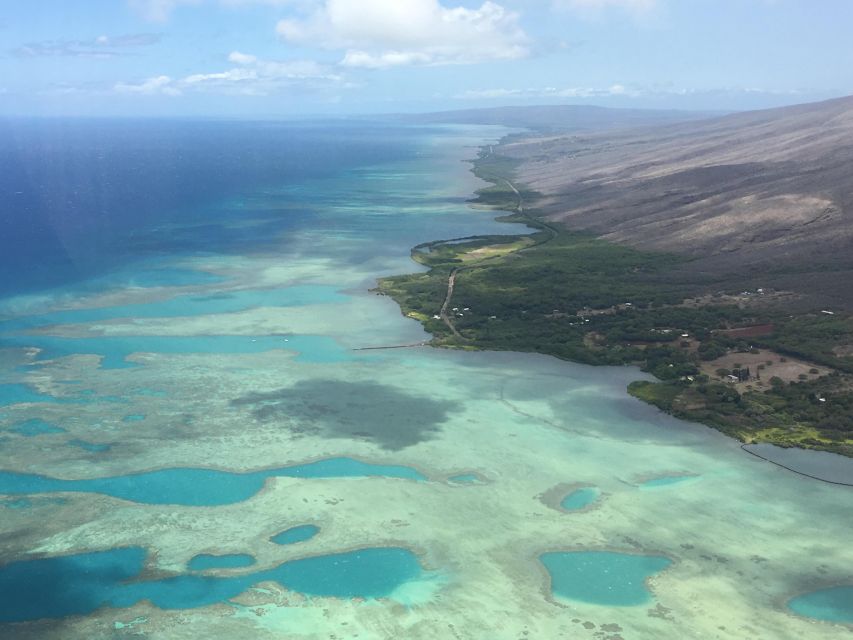 West Maui and Molokai Special 45-Minute Helicopter Tour