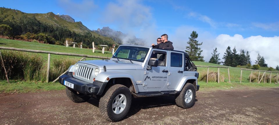 West Tour – Porto Moniz VIP 4X4 Wrangler Tour 8h Trip