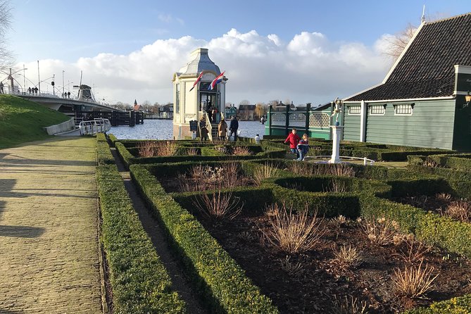 Windmill Village Zaanse Schans Guided Tour Amsterdam Region - Inclusions of the Guided Tour