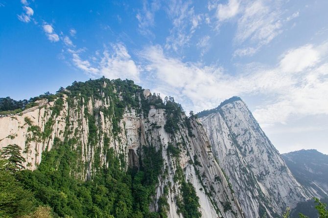 Xian Huashan Mountain Adventure Day Tour