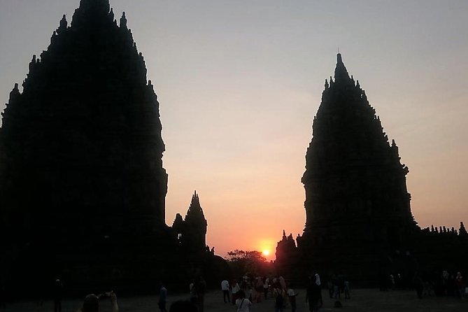 Yogyakarta Cultural Tour: Borobudur Temple, Prambanan Temple and Merapi Volcano