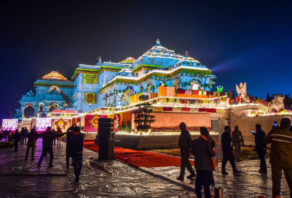 1 Day Ayodhya Tour From Varanasi Airport - Transportation Details