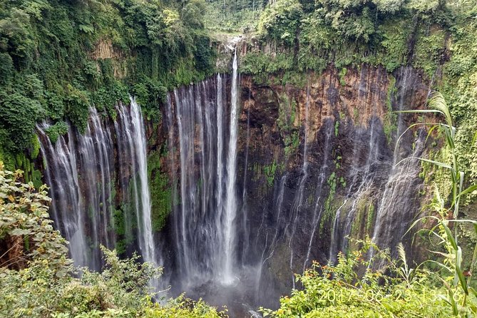 1Day - Tumpak Sewu Waterfall and Goa Tetes Cave Trekking - Itinerary Breakdown