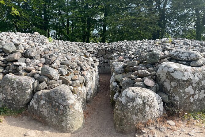 2-Day Outlander Experience Small Group Tour From Edinburgh - Accommodation Details