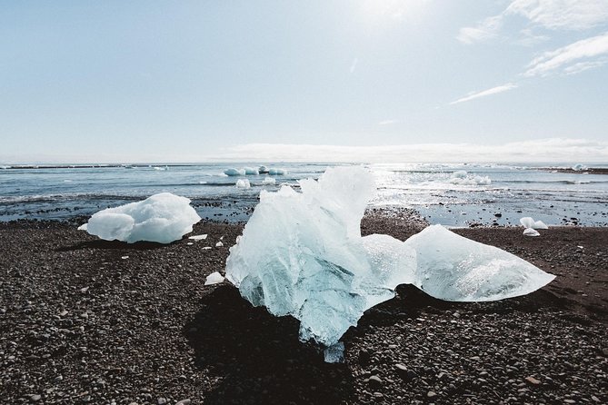 2-Day South Coast, Glacier Lagoon, Ice Cave and Northern Lights - Included Features