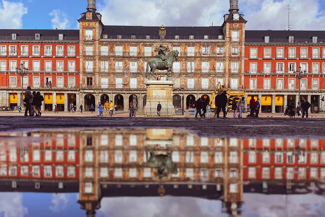 2-Hour Tour of the Madrid of Mysteries - Meeting and End Points