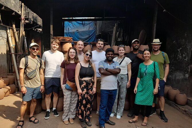 2 Hours Dharavi Slum Tour With Local Guide - What to Expect