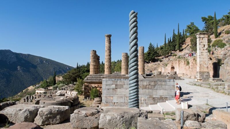 3-Day Classical Spanish Guided Tour in Peloponesse & Delphi - Day 1 Itinerary