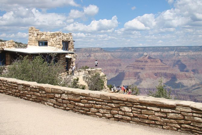 3 Hour Back-Road Safari to Grand Canyon With Entrance Gate By-Pass at 9:30 Am - Scenic Back-Road Experience