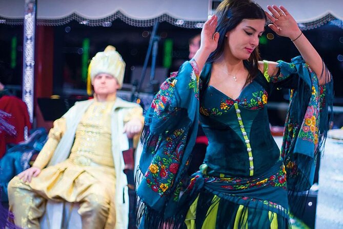 3 Hour Ottoman Dinner Cruise in Istanbul - Included Features