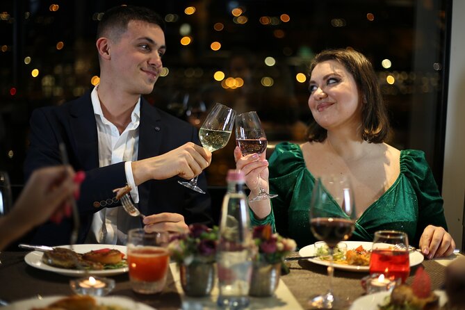 4 Course Dinner Cruise With Operetta and Folk Show - Inclusions