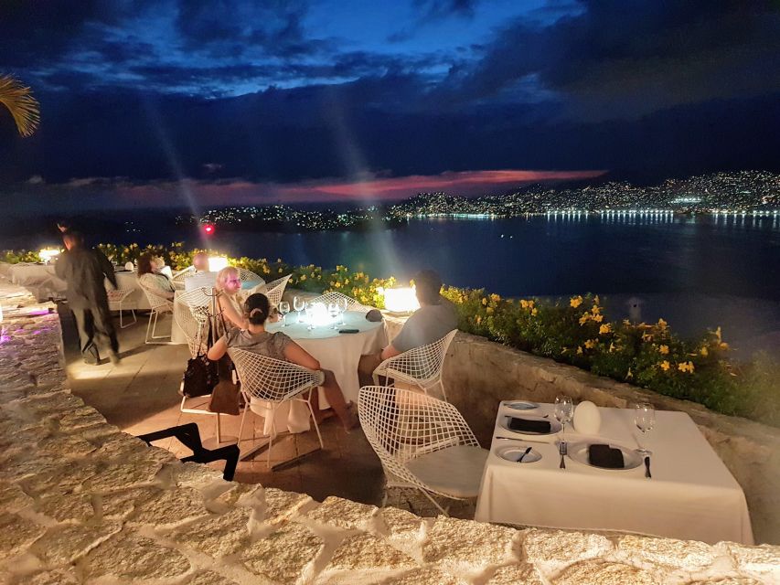 *Acapulco: Private Luxury Dinner, Drinks & High Cliff Divers - Breathtaking Views at Bella Vista