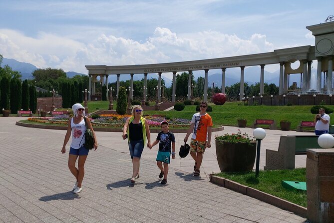 Almaty City Tour. Shymbulak, Koktobe, Green Market, Park 28 Panfilovs Guardsmen - Tour Logistics