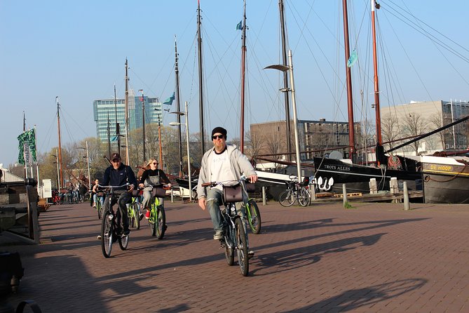 Amsterdams Highlights E-Bike Tour - Meeting Point and End Point