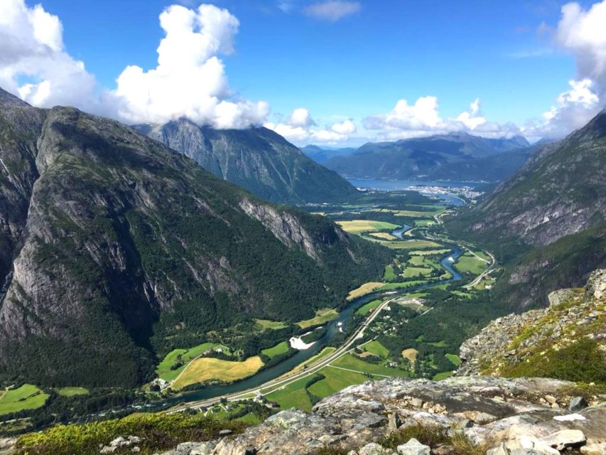 Åndalsnes - Trollstigen & Trollwall Guided Bus Tour - Itinerary Highlights