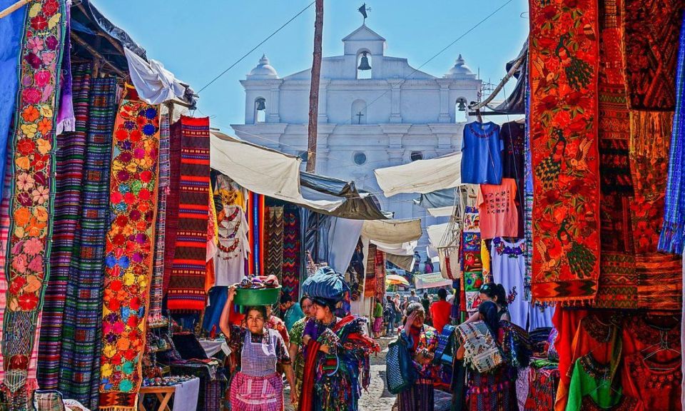 Antigua: Chichicastenango Mayan Market Day Trip - Market Experience Highlights