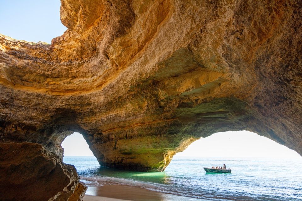 Armação De Pêra: Private Benagil Cave Tour - Highlights of the Experience