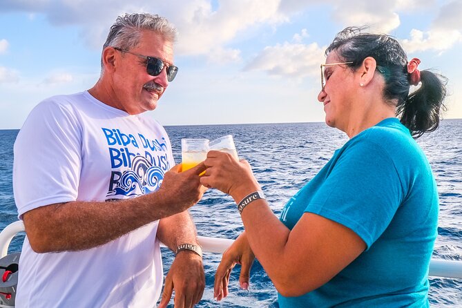 Aruba Sunset Sail With Open Bar - The Open Bar Experience