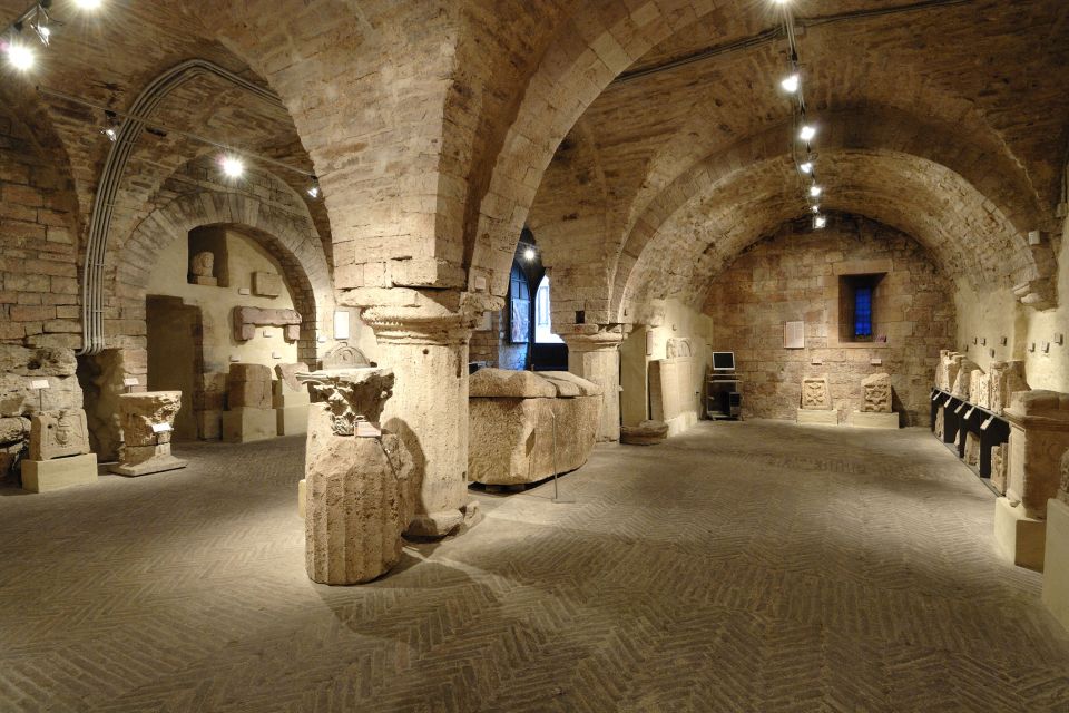 Assisi: Crypt of San Rufino and Roman Forum Underground Tour - Exploring the Crypt of San Rufino