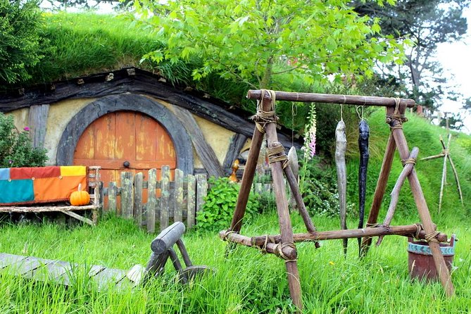 Auckland to Hobbiton Movie Set Private Tour - Pricing and Payment Details