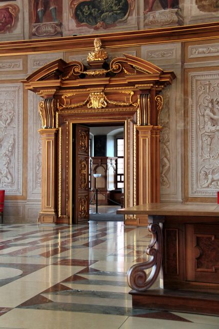 Augsburg - Private Historic Tour (Half Day) - Key Attractions