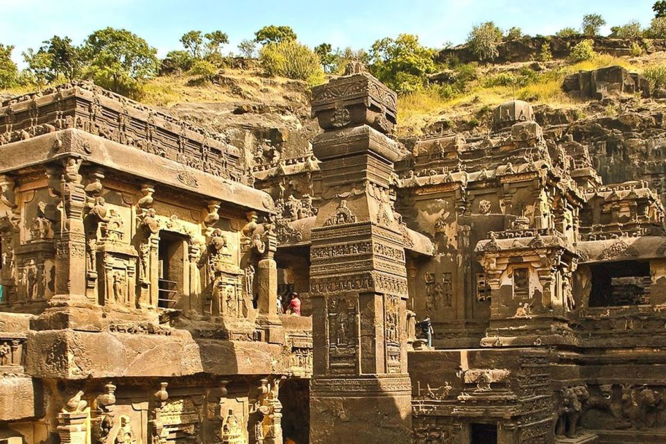 Aurangabad: Full-Day Tour of Ajanta and Ellora Caves - Itinerary and Experience