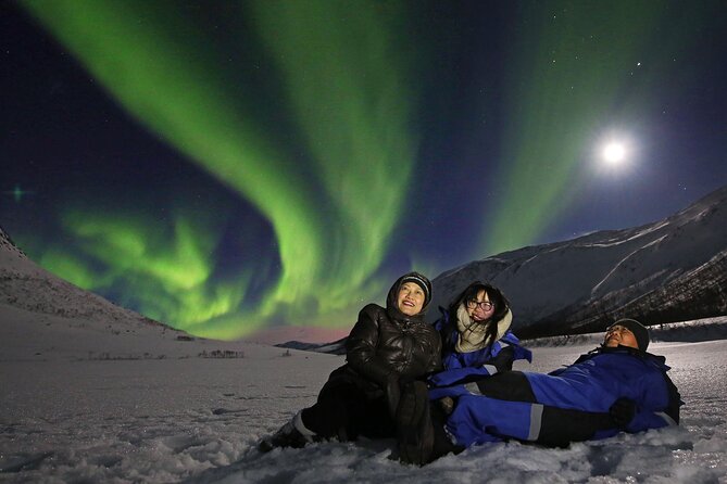 Aurora Chase With Professional Photographers (Northern Lights) - Inclusions
