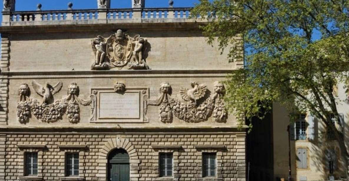 Avignon: Emblematic Squares Tour - Booking Information