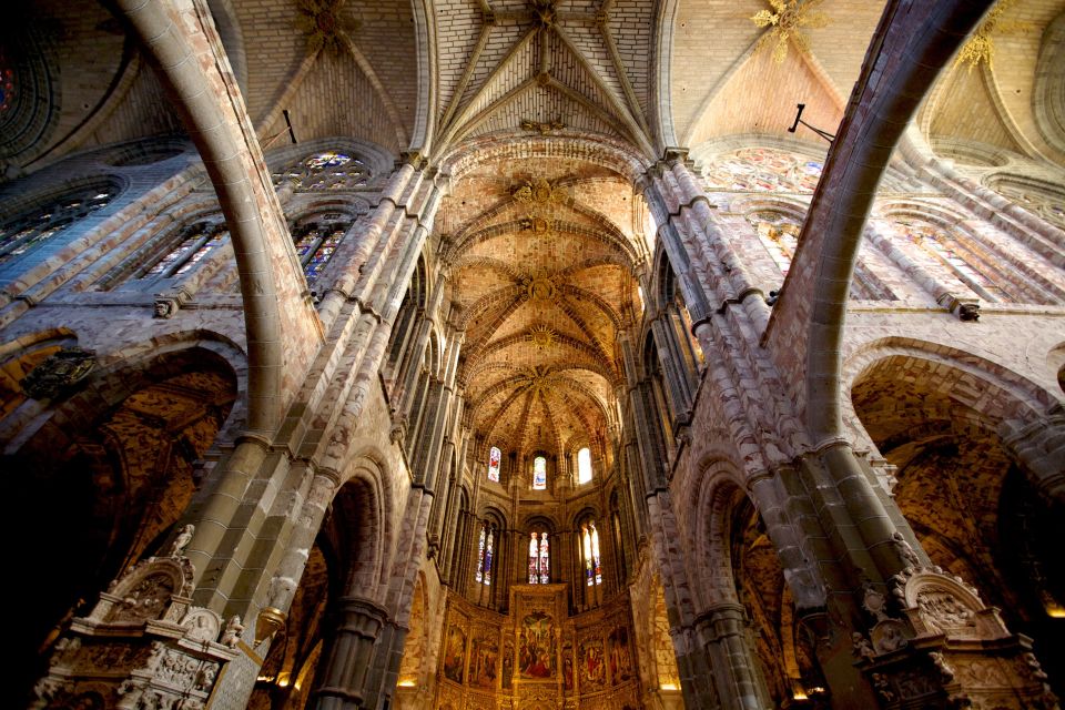 Ávila: Private Tour of the Historic Center and Basilica of San Vicente - Booking Information