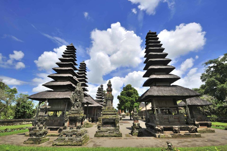 Bali: Sacred Temples and Sunset Private Tour - Exploring Sacred Balinese Temples