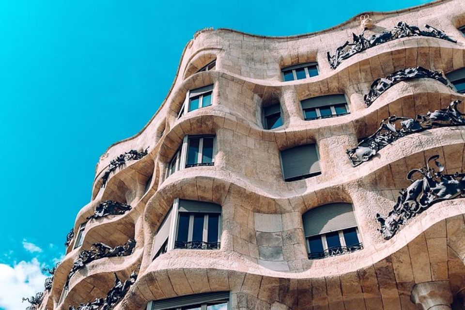 Barcelona: Casa Batlló, La Pedrera, & Chocolate Tasting Tour - Cancellation and Flexibility