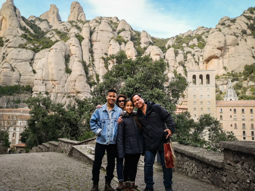 Barcelona: Montserrat Private Trip With Cable Car and Lunch - Highlights of the Experience