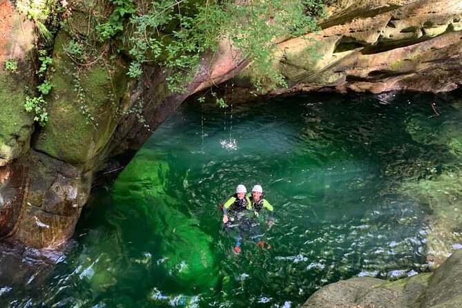 Basic Corippo Canyoning Experience in Valle Verzasca - Included Equipment and Services