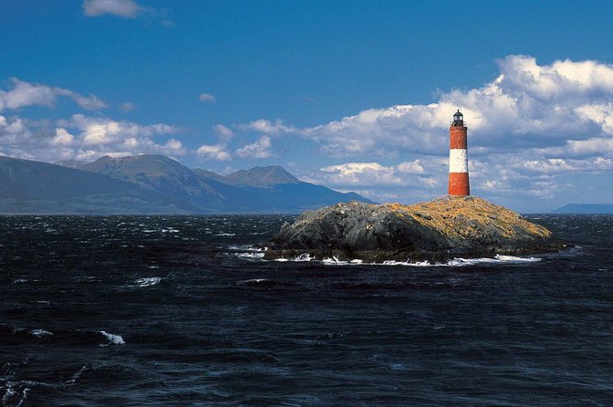 Beagle Channel Sailing Tour: Birds, Seals & Penguins Islands - Itinerary Highlights