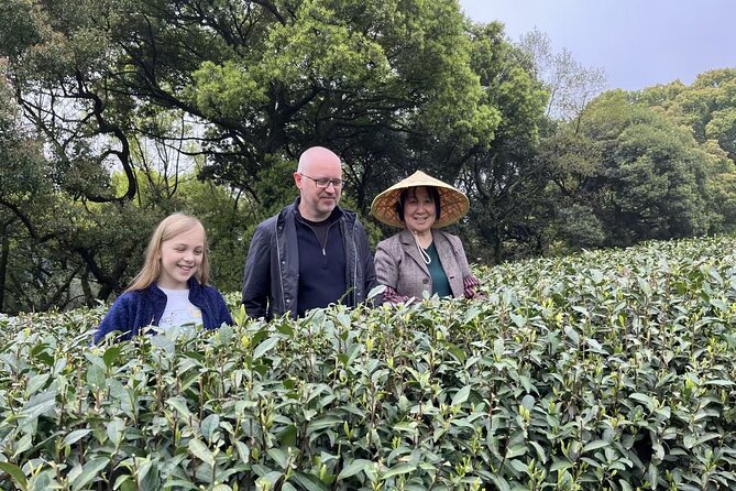 Best of Hangzhou: A Comprehensive Tour of the Citys Top Sights - Lingyin Temple and Flower Harbor