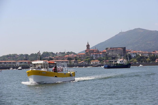 Biarritz, Saint-Jean-de-Luz, and San Sebastián From Bilbao - Walking Tour of San Sebastian