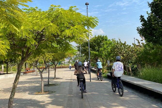 Bike City Tour Medellin With Snack and Local Beer - Highlights of the Tour
