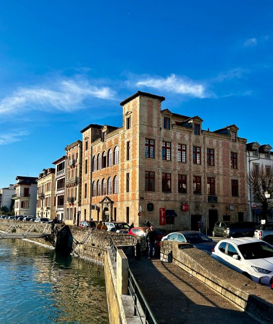 Bilbao: Optimized Transfer To/From Biarritz - Customizable Experience