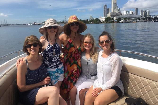 Boat Rental In Cartagena For 8 People - Schedule and Availability