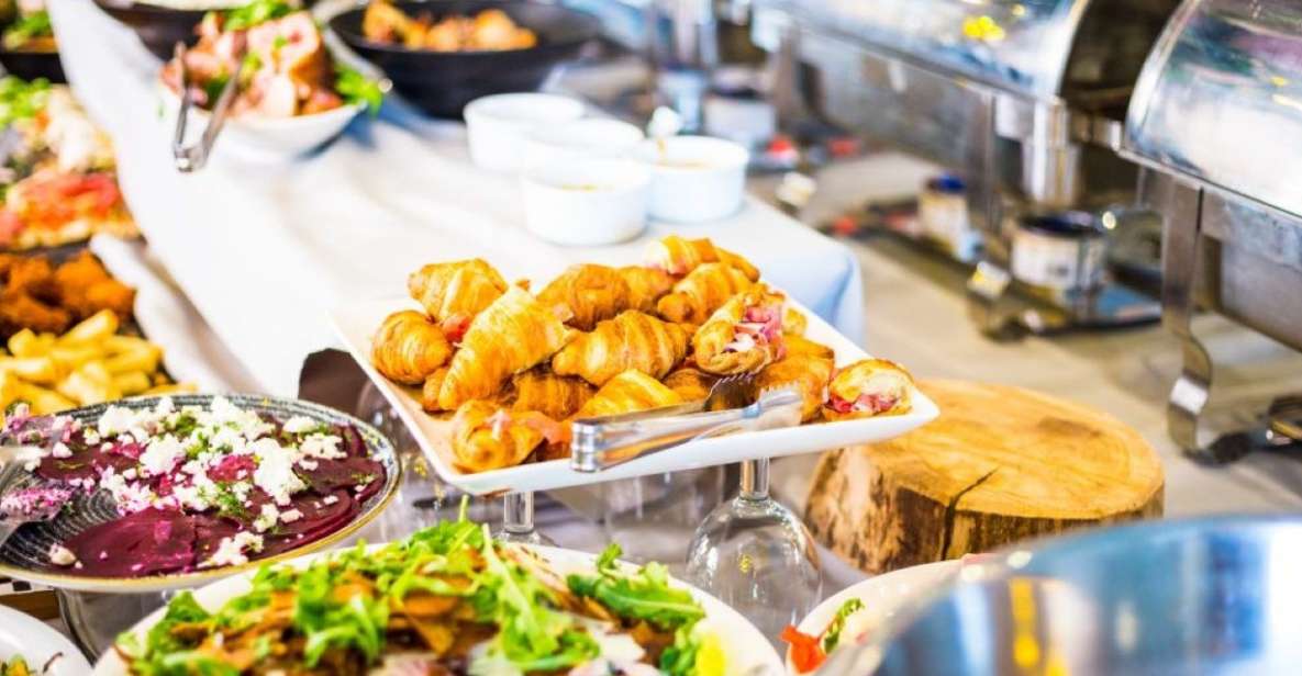 Bonn: Sunday Brunch Buffet With Cologne Live Music - Experience Highlights