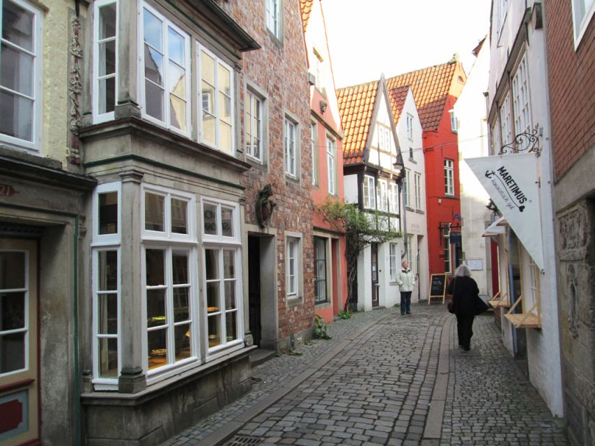 Bremen: Walking Tour of Historic Schnoor District - Historic Significance of Schnoor