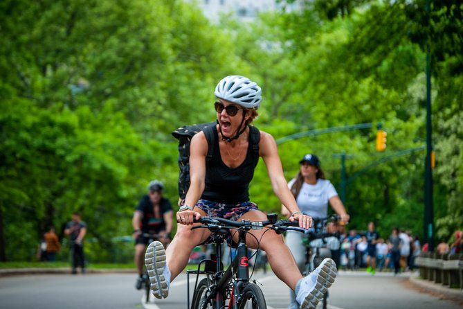 Brooklyn Neighborhoods Small-Group Bike Tour - Neighborhoods Explored